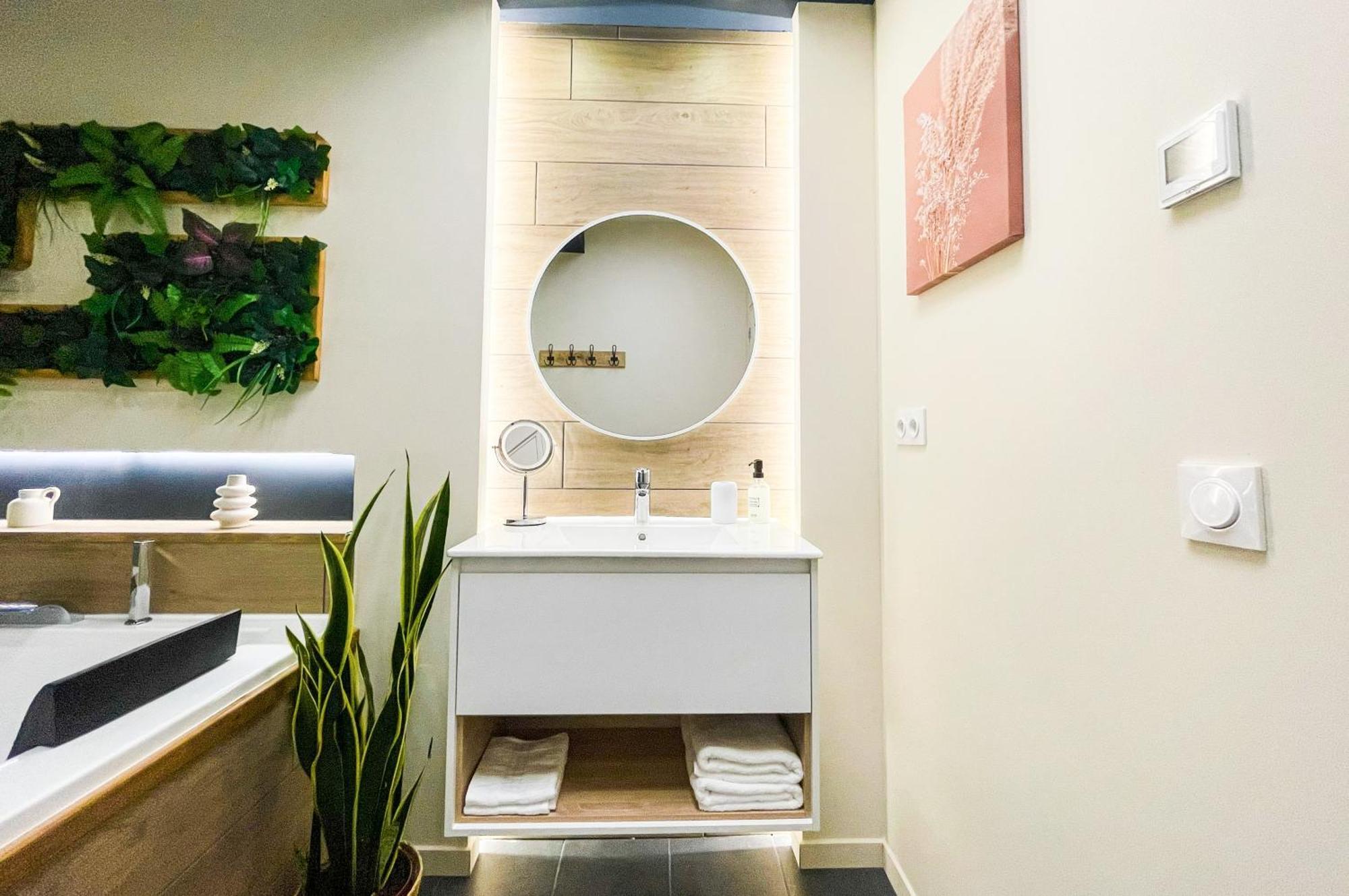 L'Atelier Vert - Balneo - Luxe - Proche Hypercentre - Classe 4 Etoiles تروي المظهر الخارجي الصورة